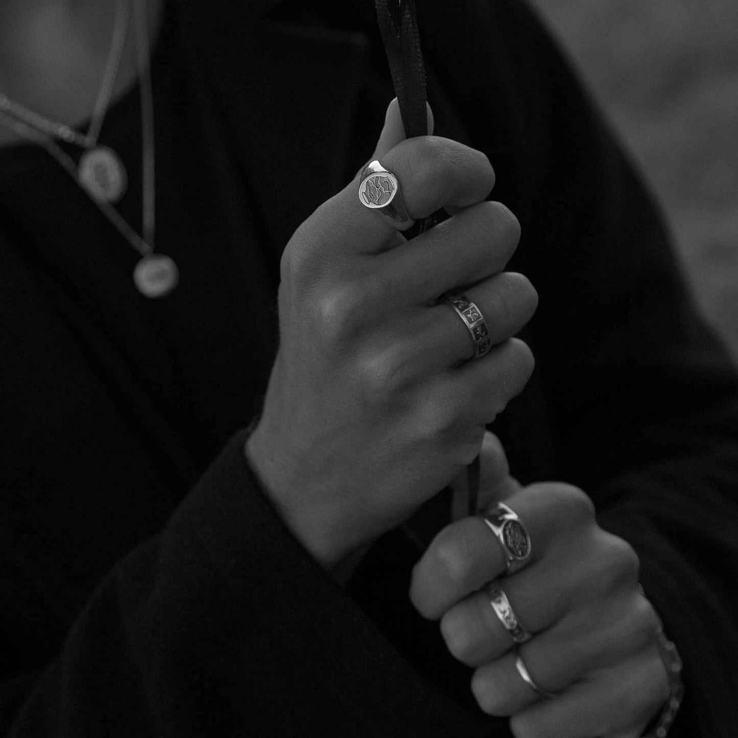 Kintsugi Serpent Signet Ring