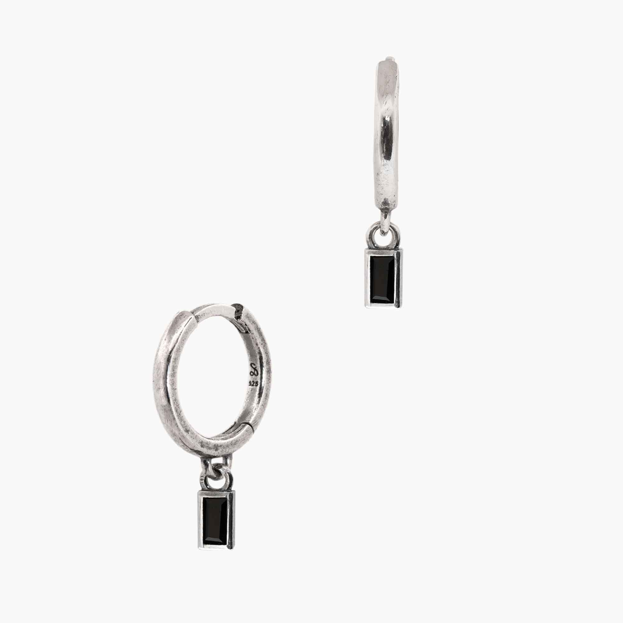 Onyx Baguette Huggie