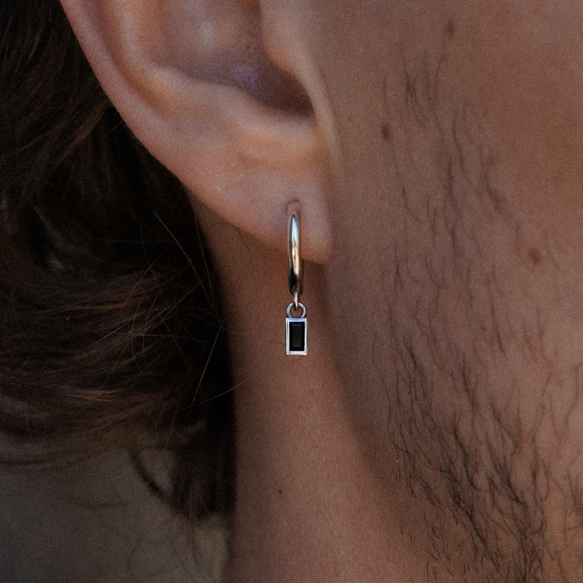 Onyx Baguette Huggie