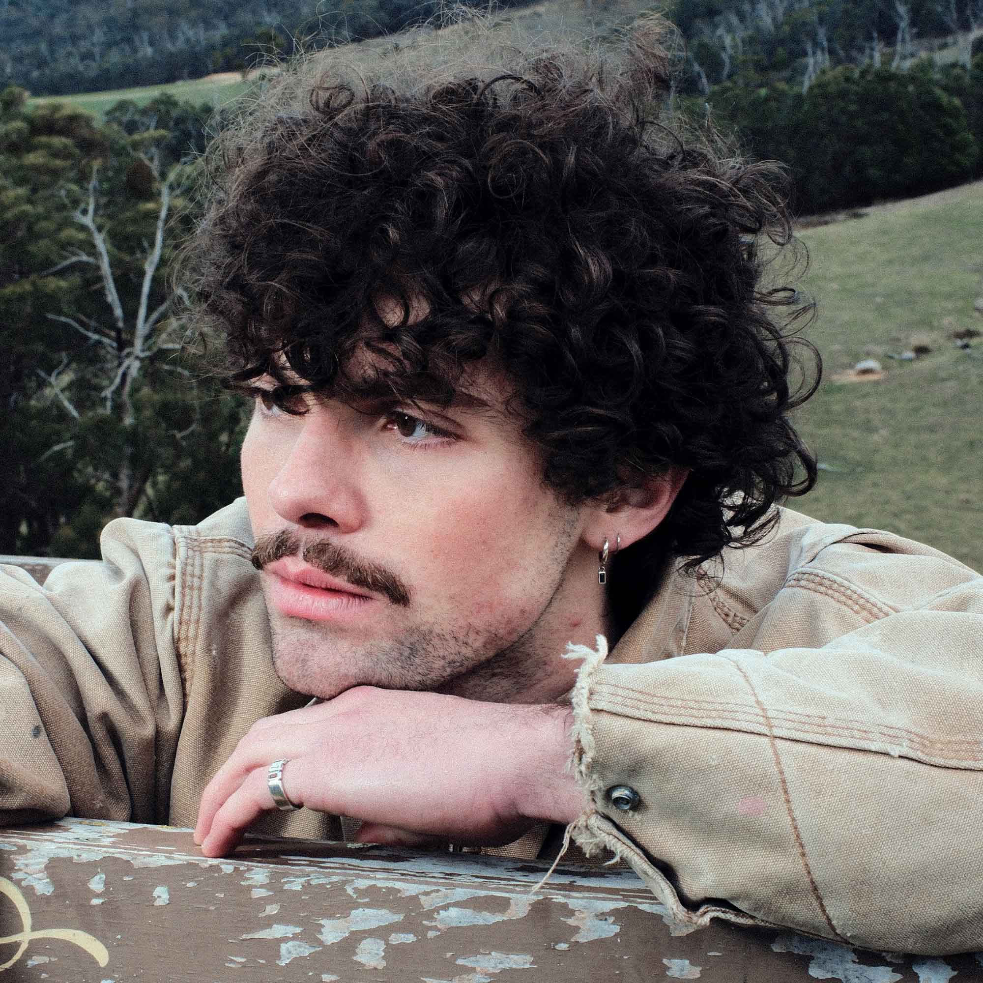 Onyx Baguette Huggie