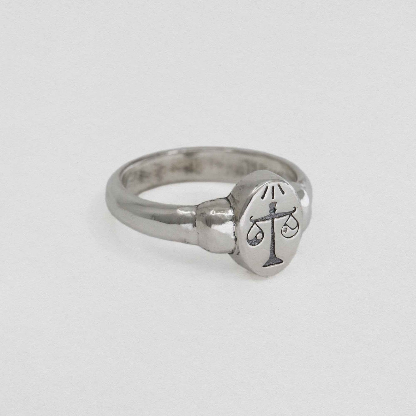 Scales Of Justice Signet Ring In 925 Sterling Silver