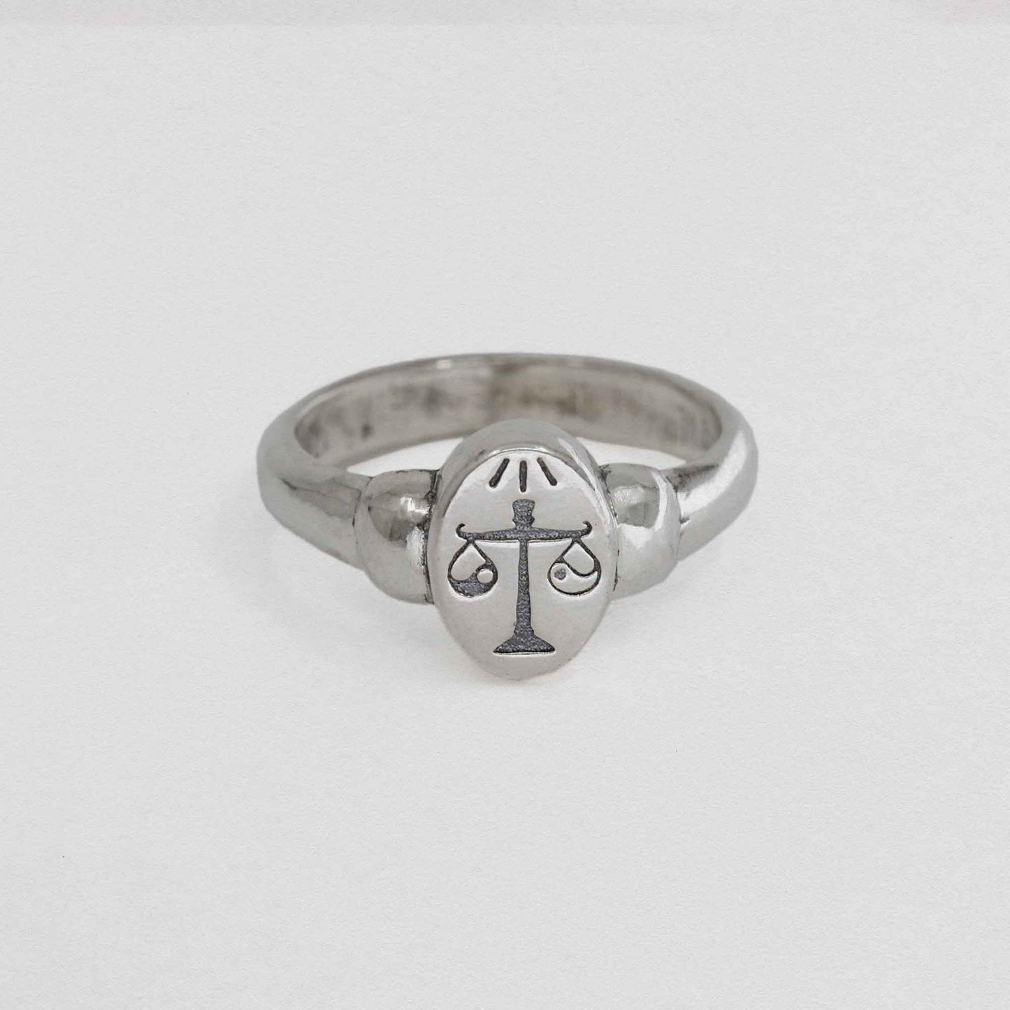 Scales Of Justice Signet Ring In 925 Sterling Silver