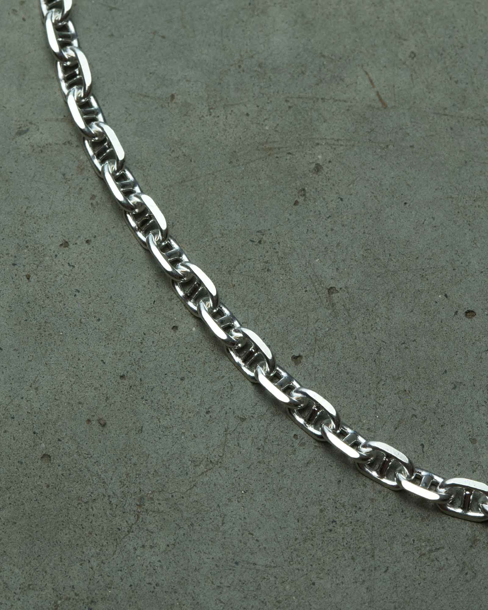 Cable Bar Chain Necklace
