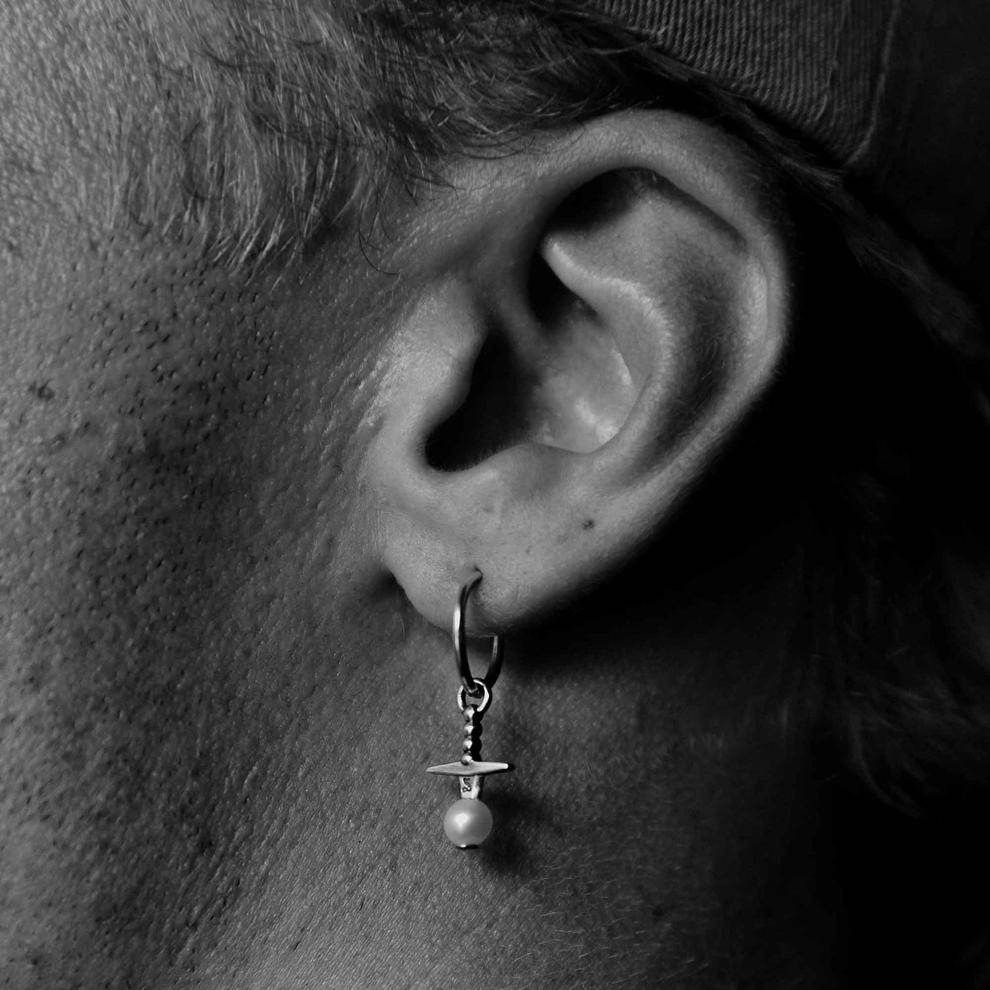 925 silver sword earring though pearl stone