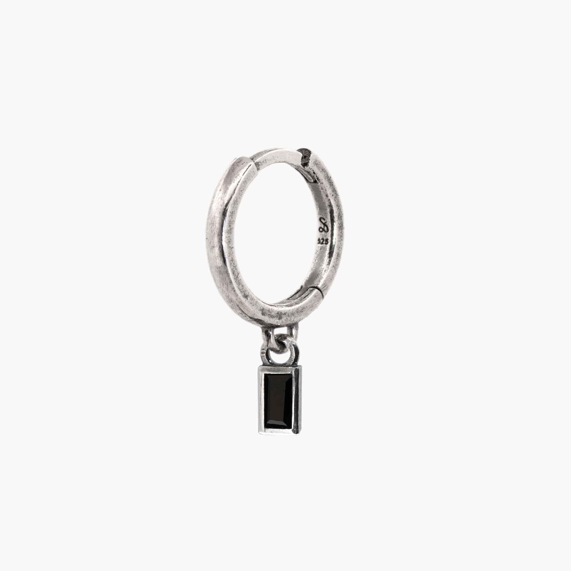 Onyx Baguette Huggie