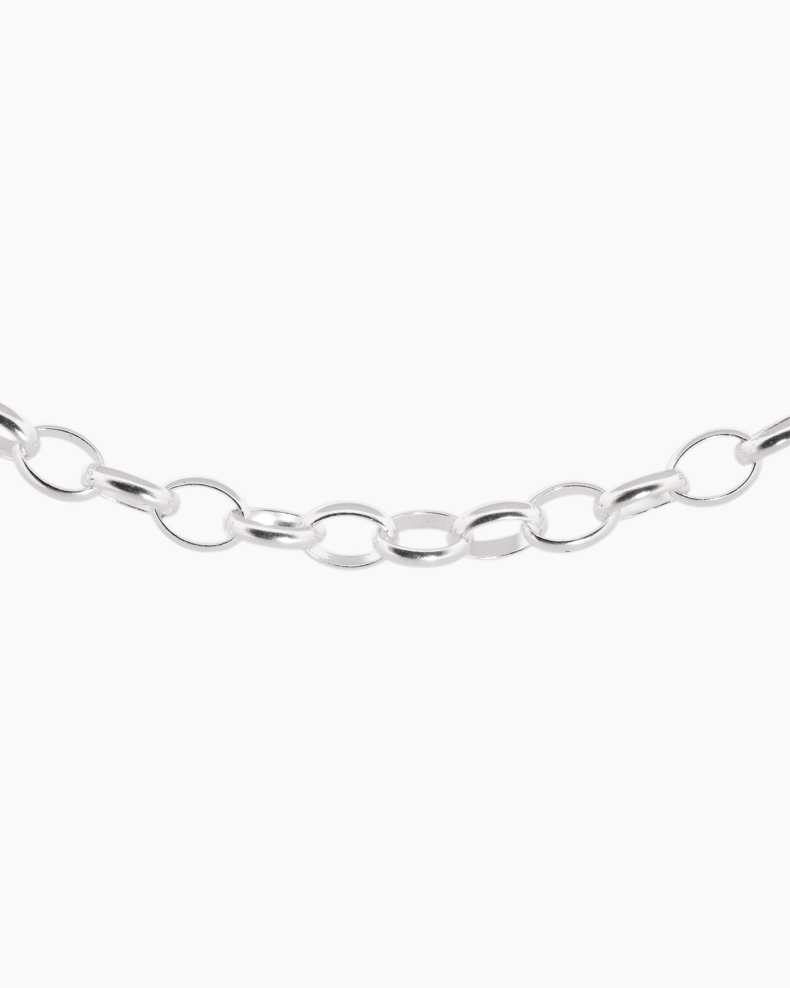 Rollo Oval Chain Necklace