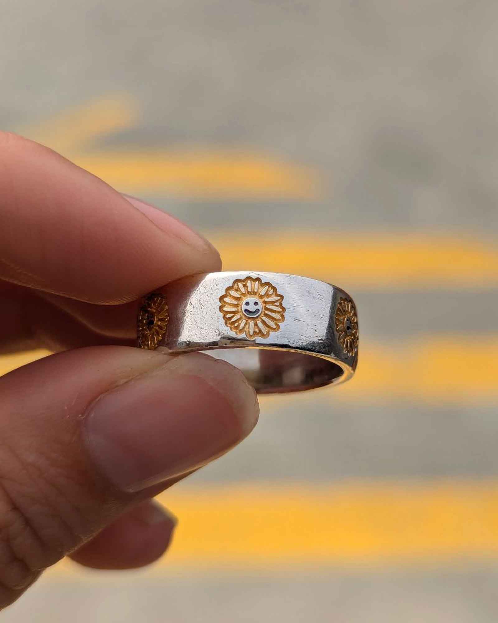 SYKIA Seiren Mood Ring (gold) | KUKLADOM.RU