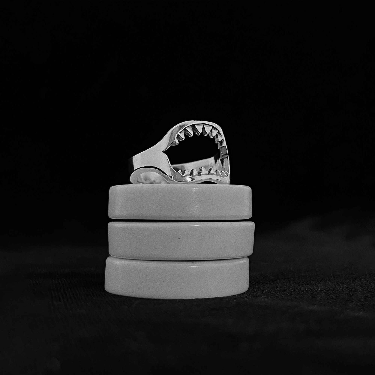 Jaws Ring