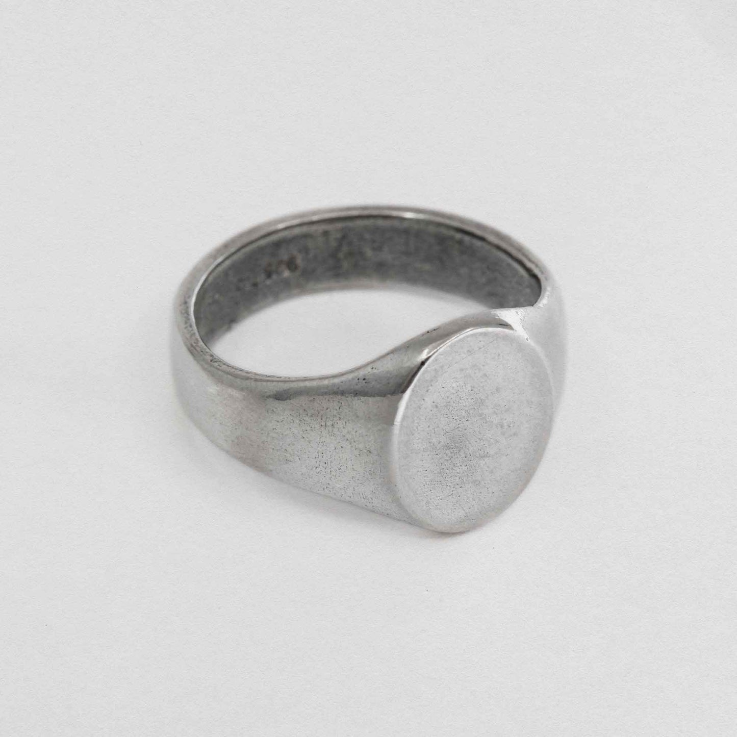Oval Signet Ring In 925 Sterling Silver